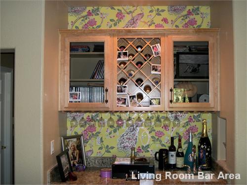 Living Room Bar Area
